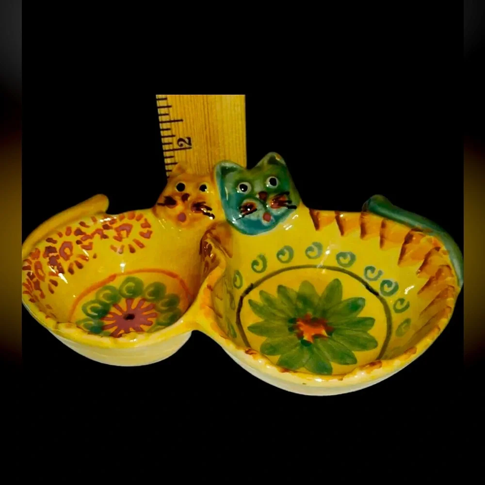 MODIGLIANI VIA CONDOTTI ROMA ITALY CAT DOUBLE BOWL POTTERY DISH NUT RELISH 6